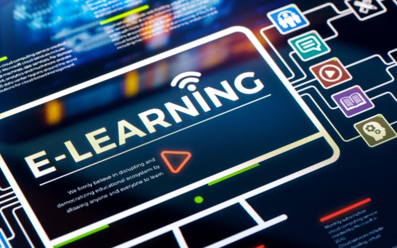 E-learning đồng bộ